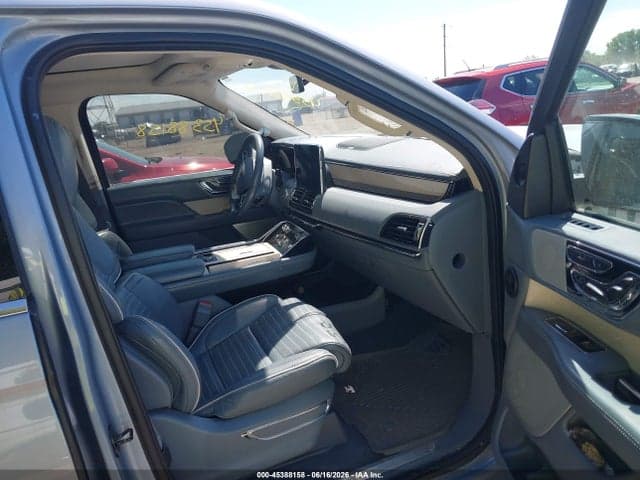 2018 LINCOLN NAVIGATOR BLACK 5
