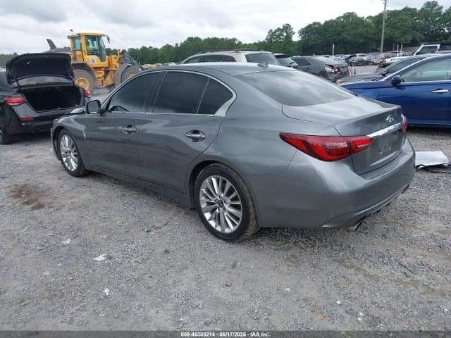2021 INFINITI Q50 LUXE 3