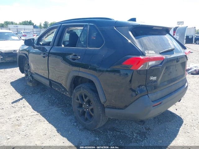 2021 TOYOTA RAV4 LE 3