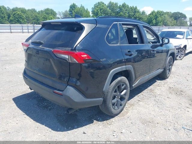 2021 TOYOTA RAV4 LE 4