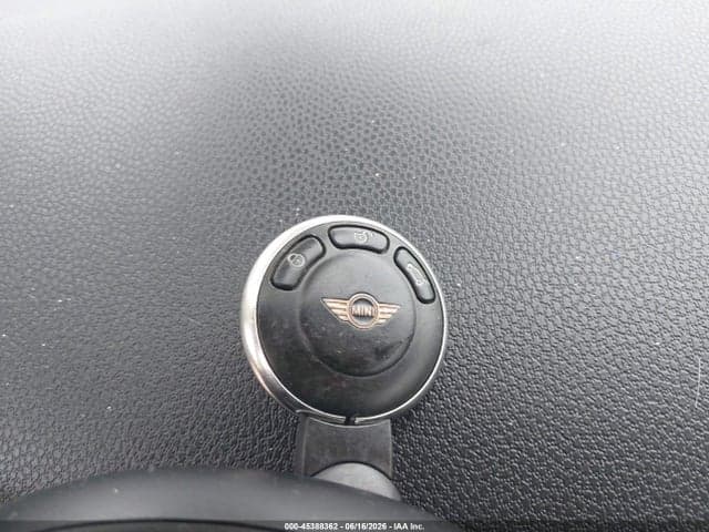 2011 MINI COOPER S 11