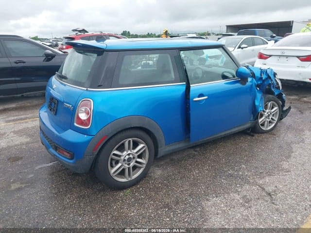 2011 MINI COOPER S 4