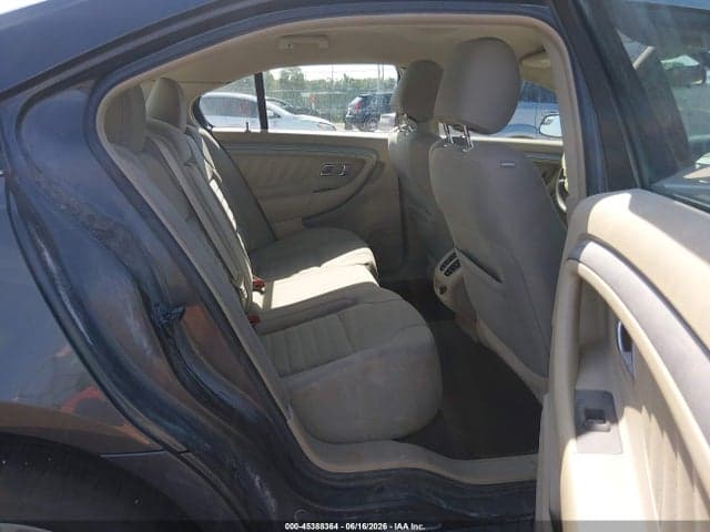 2017 FORD TAURUS SE 8
