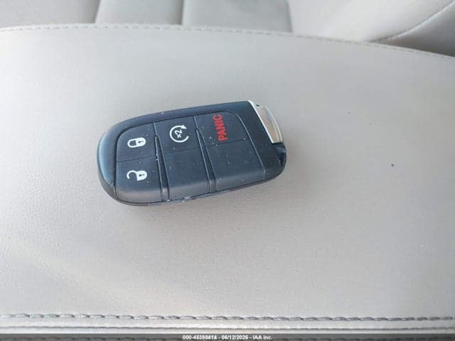 2018 JEEP GRAND CHEROKEE LAREDO E 4X4 11