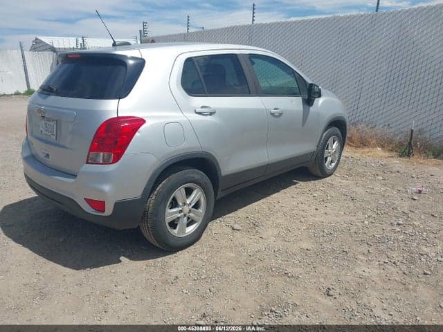 2017 CHEVROLET TRAX LS 4