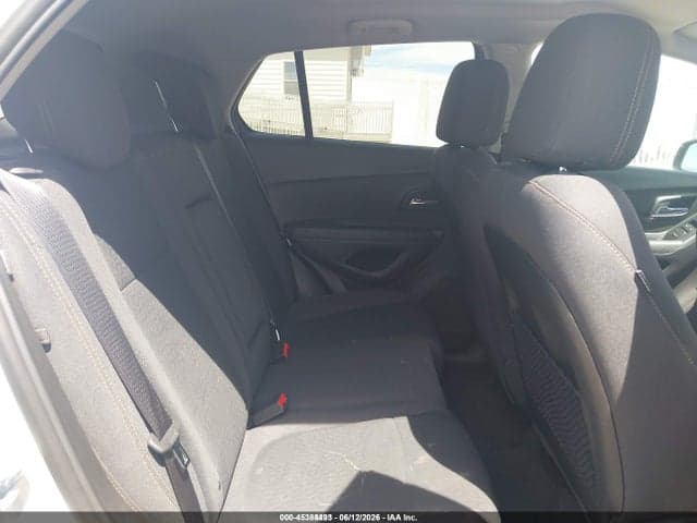 2017 CHEVROLET TRAX LS 8