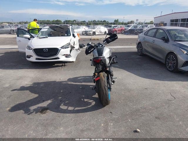 2025 YAMAHA MTN690 6