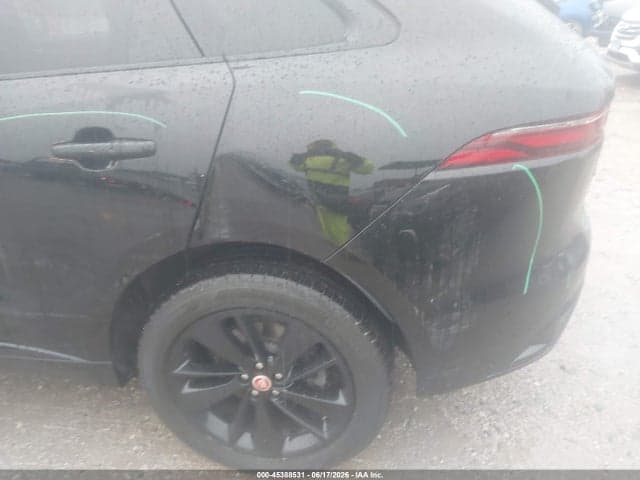 2022 JAGUAR F-PACE S 6