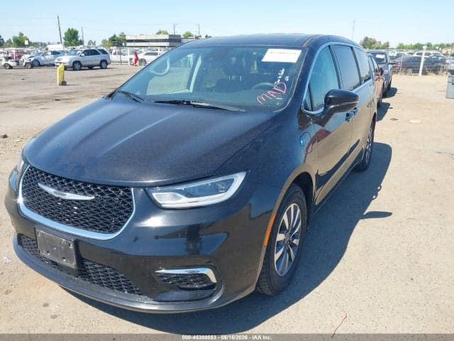 2024 CHRYSLER PACIFICA HYBRID 2