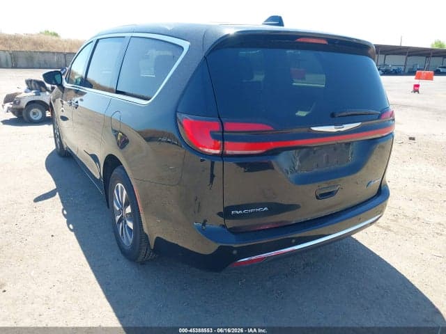 2024 CHRYSLER PACIFICA HYBRID 3