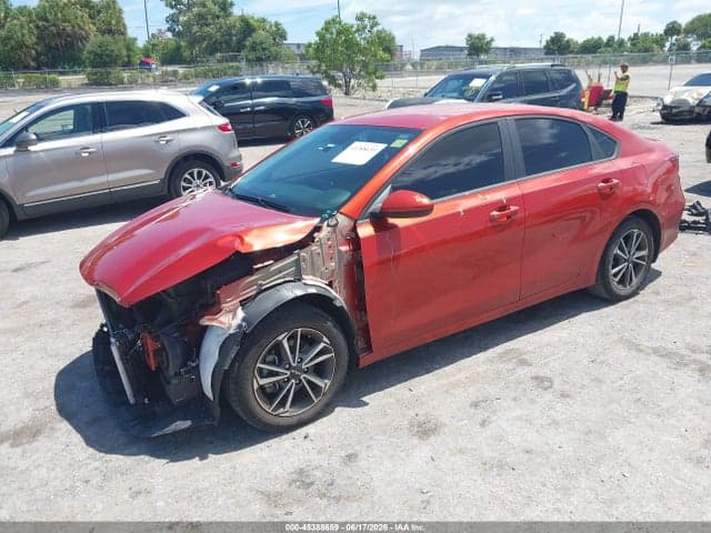 2022 KIA FORTE LXS 2