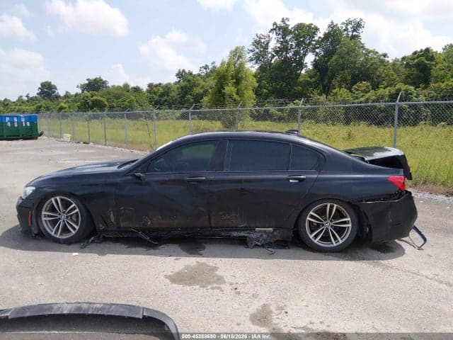 2018 BMW 740I 14