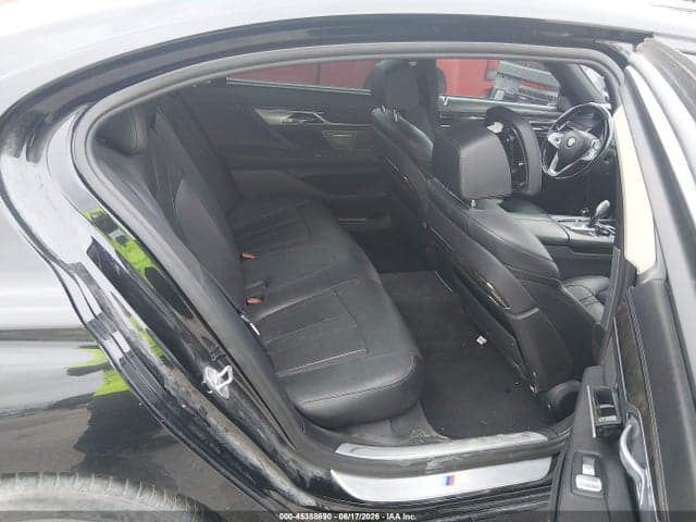 2018 BMW 740I 8