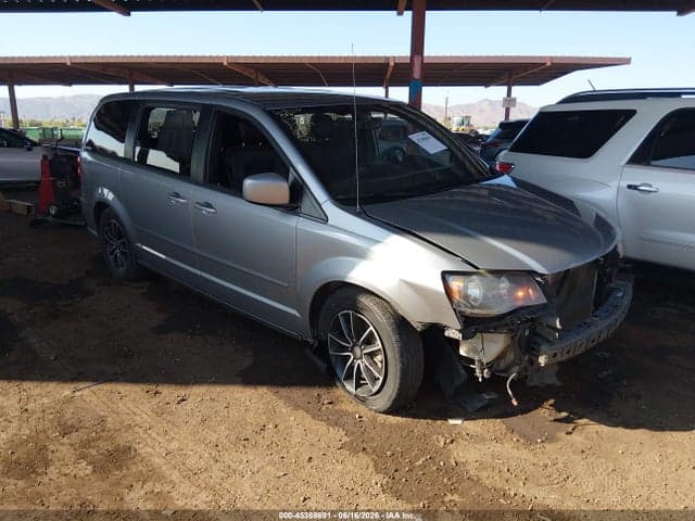2016 DODGE GRAND CARAVAN R/T 1