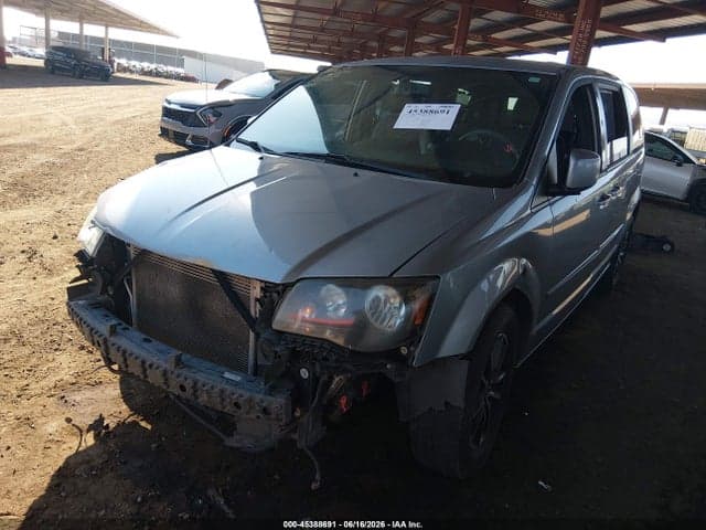2016 DODGE GRAND CARAVAN R/T 2
