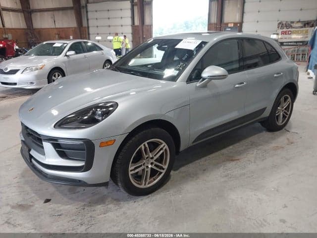 2024 PORSCHE MACAN T 2