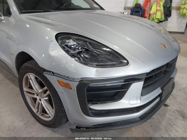 2024 PORSCHE MACAN T 6