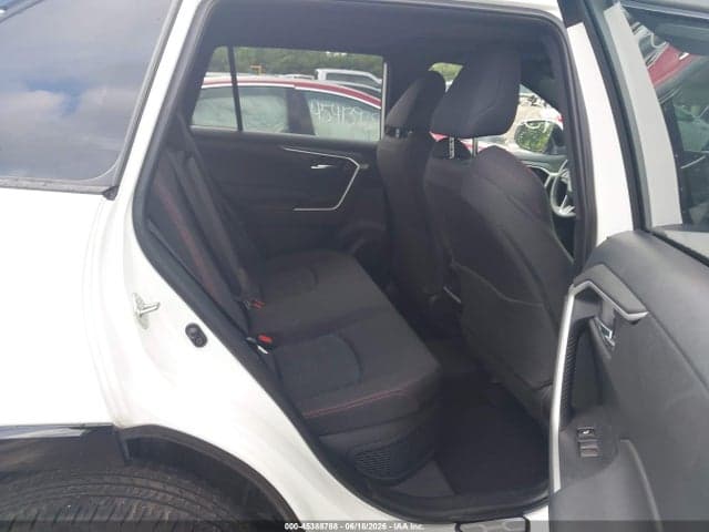 2025 TOYOTA RAV4 PLUG-IN HYBRID SE 8
