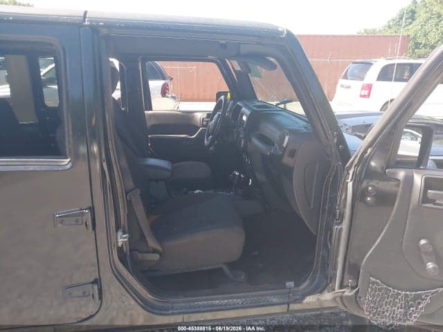 2017 JEEP WRANGLER UNLIMITED SPORT 4X4 5