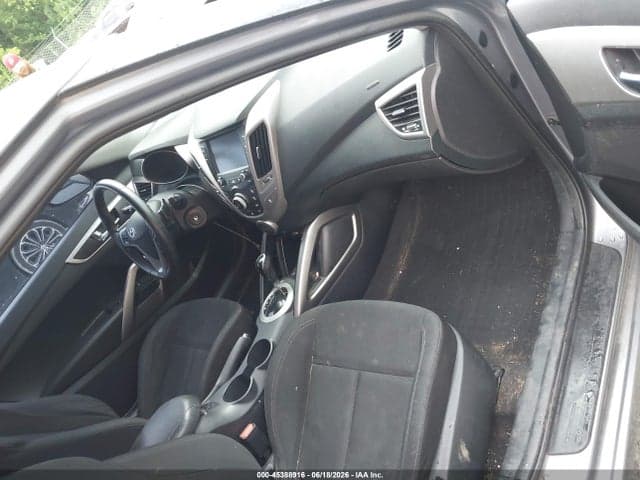 2017 HYUNDAI VELOSTER 5