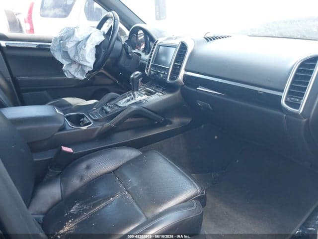 2013 PORSCHE CAYENNE S 5