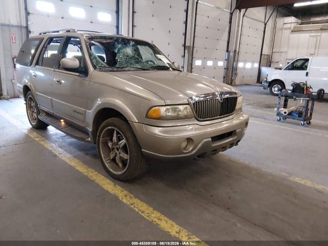 2001 LINCOLN NAVIGATOR 1