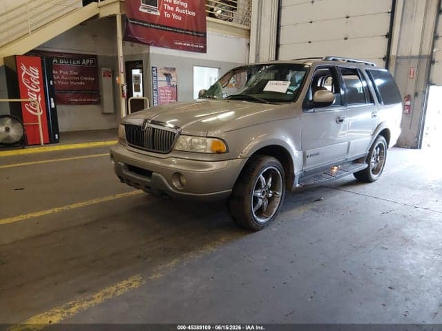 2001 LINCOLN NAVIGATOR 2