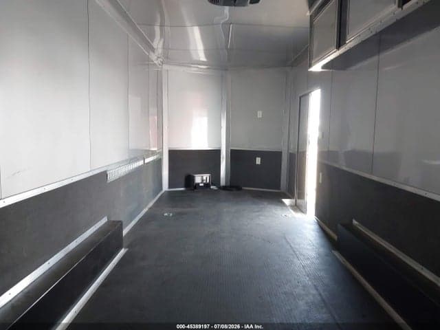 2018 SPARTAN CARGO TRAI 8