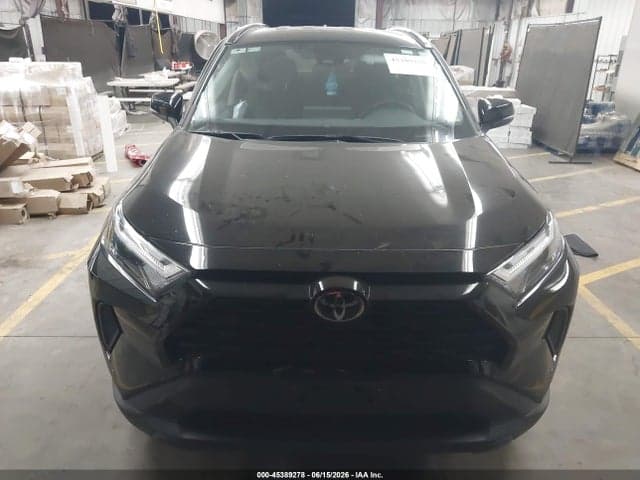 2022 TOYOTA RAV4 XLE 12