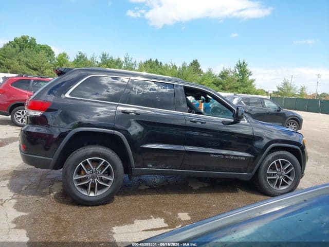 2020 JEEP GRAND CHEROKEE LAREDO E 4X4 13