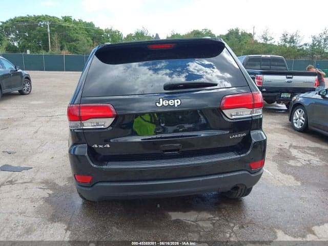2020 JEEP GRAND CHEROKEE LAREDO E 4X4 16