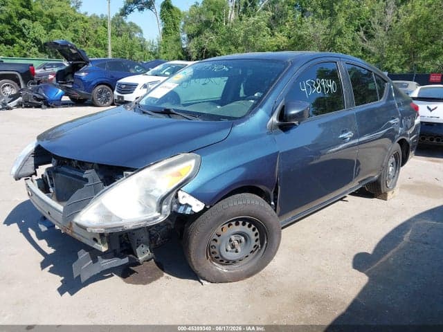 2017 NISSAN VERSA 1.6 SV 2