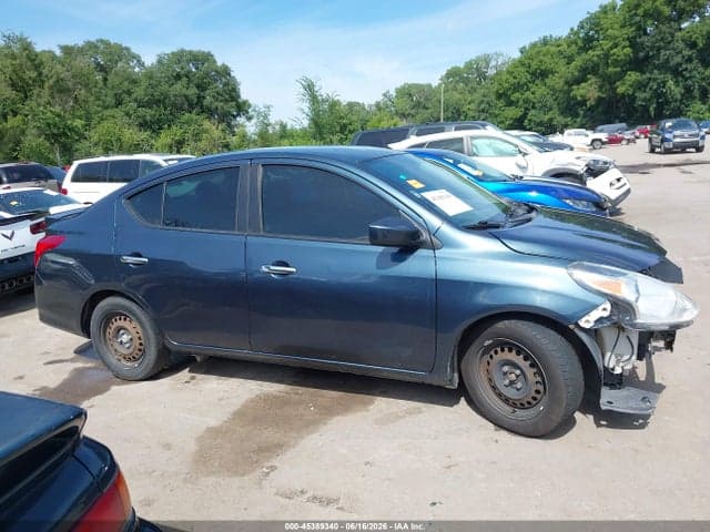 2017 NISSAN VERSA 1.6 SV 14