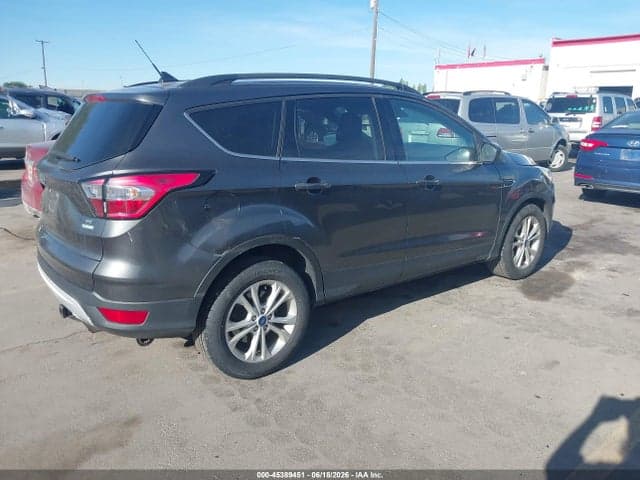 2018 FORD ESCAPE SE 4