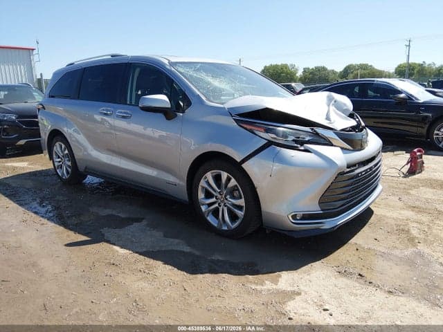 2021 TOYOTA SIENNA PLATINUM 1