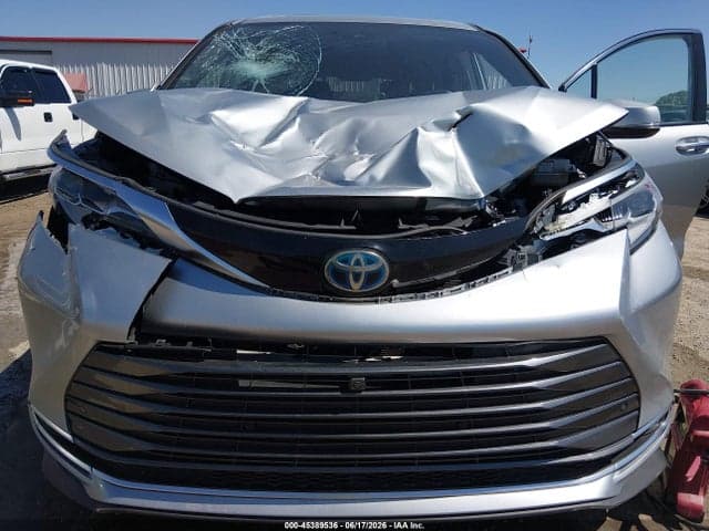 2021 TOYOTA SIENNA PLATINUM 6