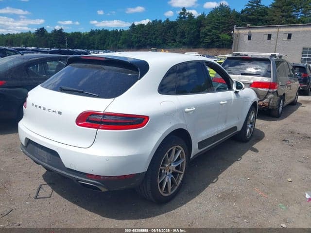 2017 PORSCHE MACAN 4