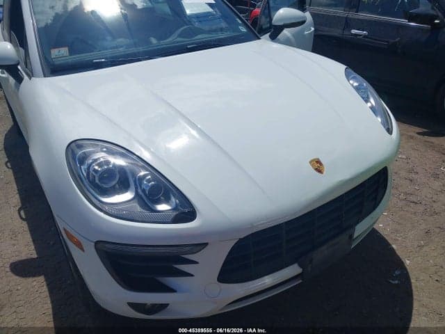 2017 PORSCHE MACAN 10