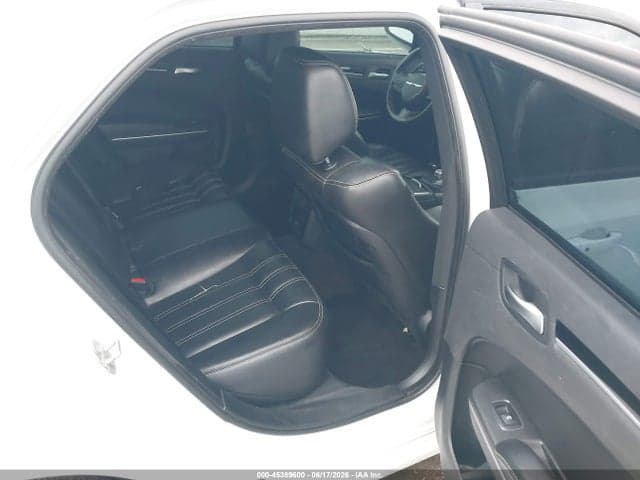 2019 CHRYSLER 300 300S 8