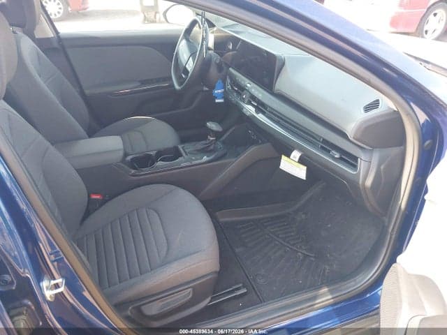 2025 KIA K4 EX 5