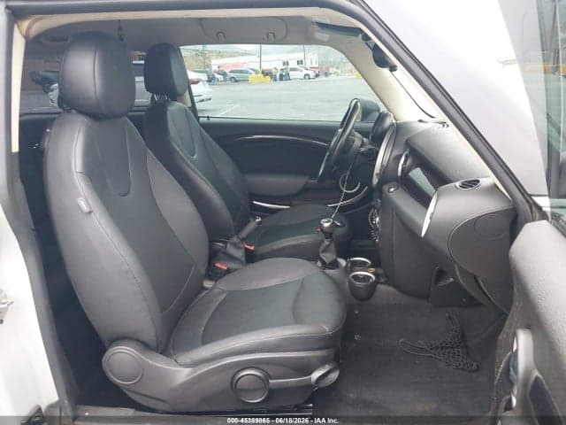 2011 MINI COOPER CLUBMAN 5