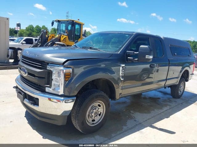 2018 FORD F-350 XL 2