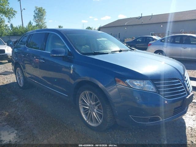 2019 LINCOLN MKT RESERVE - 1