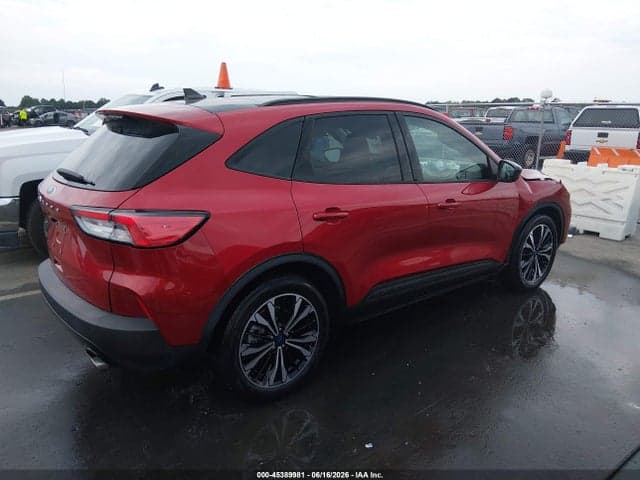 2022 FORD ESCAPE SE 4