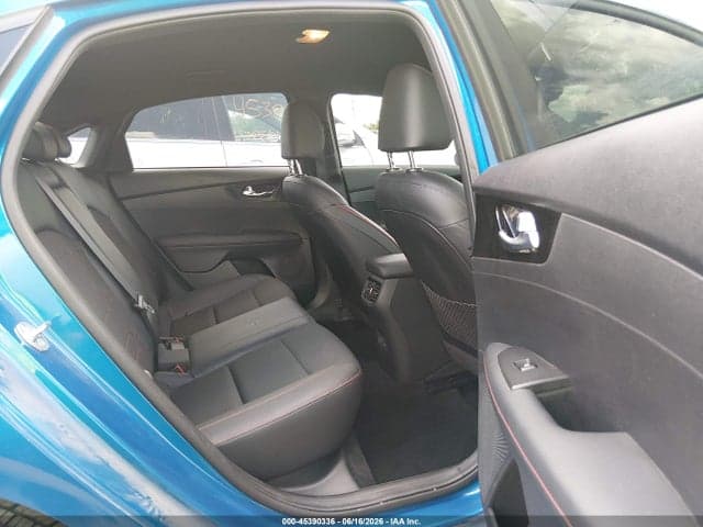 2024 KIA FORTE GT 8