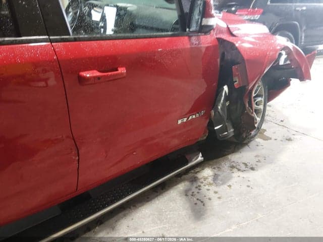 2022 RAM 1500 LARAMIE 4X4 6'4 BOX 19