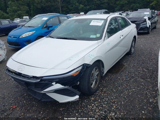 2024 HYUNDAI ELANTRA SE 2