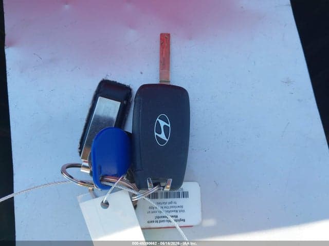 2024 HYUNDAI ELANTRA SE 11