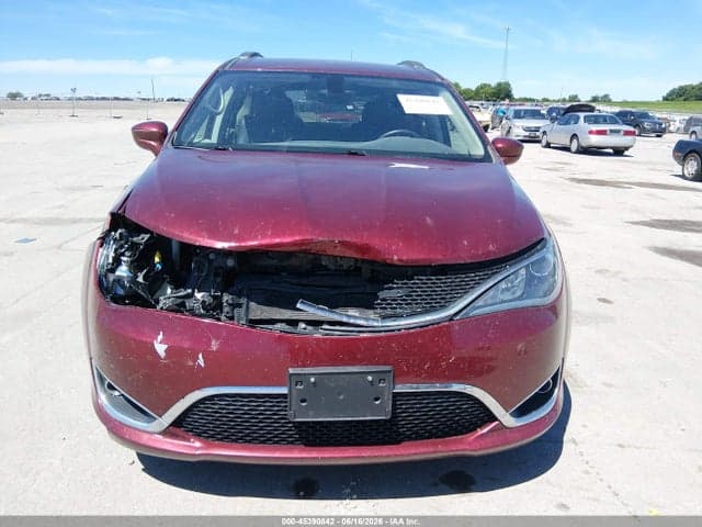 2018 CHRYSLER PACIFICA TOURING L 12