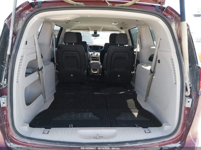 2018 CHRYSLER PACIFICA TOURING L 17